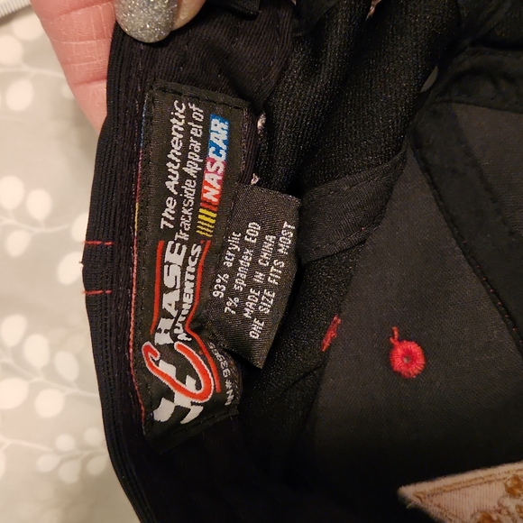 Autographed Chase Authentics Kevin Harvick hat - Picture 4 of 4